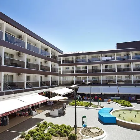 Hotell Holiday City