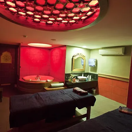 מלון (adults Only) 4*
