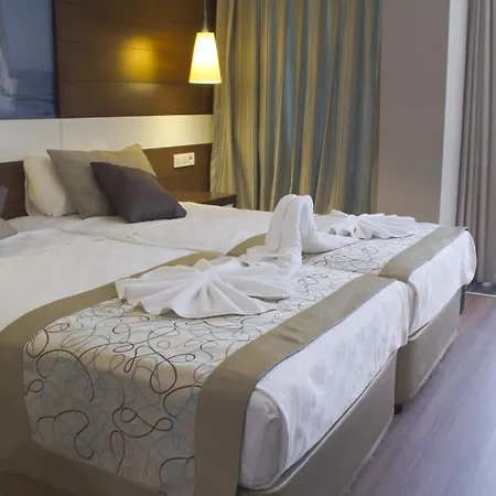 Holiday City Hotell